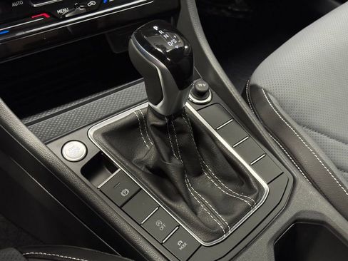 New 2025 Volkswagen Jetta SEL image 11