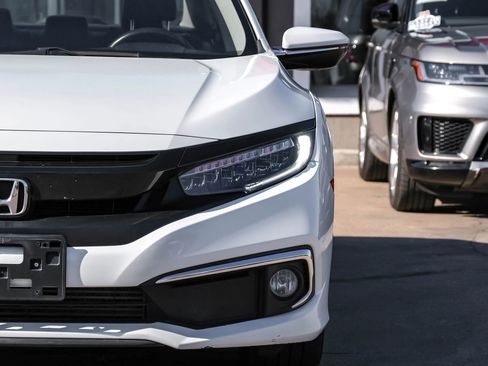 Used 2019 Honda Civic Touring image 46