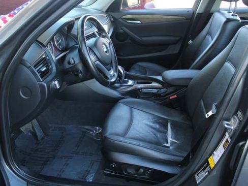 Used 2013 BMW X1 sDrive28i image 9