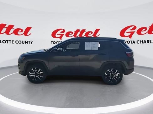 Used 2023 Jeep Compass Limited image 5