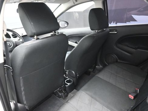 Used 2013 MAZDA MAZDA2 Sport FWD image 6