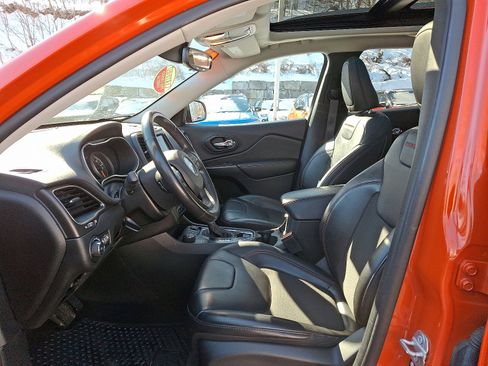 Used 2021 Jeep Cherokee Trailhawk w/ Sun, Sound & Nav Group image 14