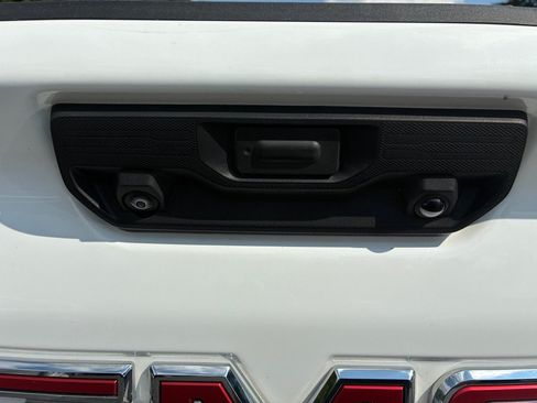 Used 2024 GMC Sierra 2500 Pro w/ 1SA Pro Safety Plus Package AWD/4WD image 13