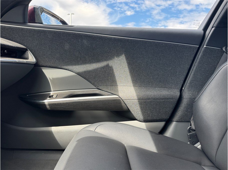 Used 2024 Lucid Air Touring AWD/4WD image 17