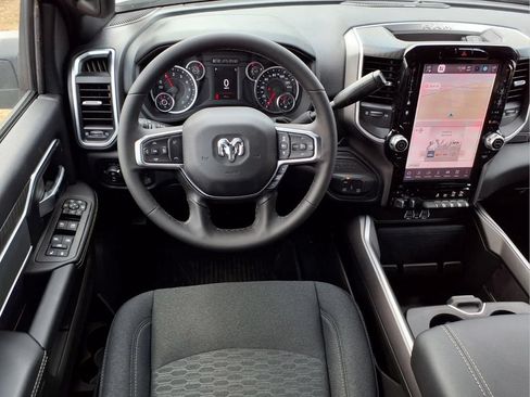 New 2026 RAM 2500 Big Horn AWD/4WD image 25