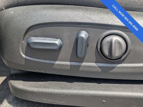 Used 2024 Chevrolet Equinox LS w/ LS Convenience Package FWD image 21