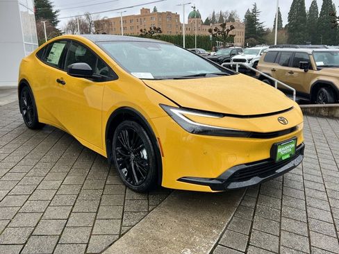 New 2026 Toyota Prius Plug-In Hybrid image 7