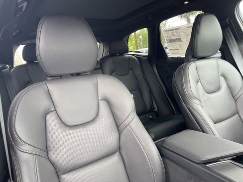 New 2026 Volvo XC60 T8 Ultra w/ Climate Package AWD/4WD image 21
