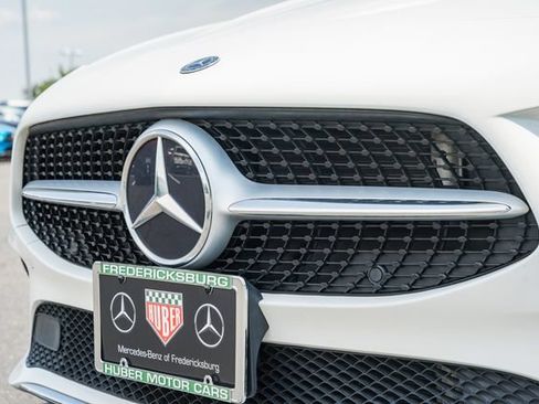 Used 2023 Mercedes-Benz CLA 250 4MATIC image 11