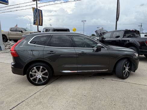 Used 2021 Volvo XC60 T5 Inscription FWD image 4