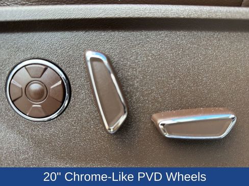 Used 2025 Ford F150 King Ranch w/ FX4 Off-Road Package image 12