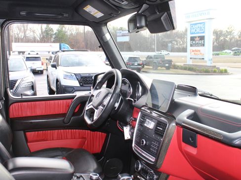 Used 2018 Mercedes-Benz G 63 AMG 4MATIC image 34