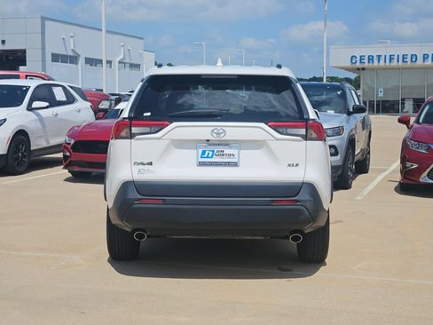 Used 2024 Toyota RAV4 XLE FWD image 6