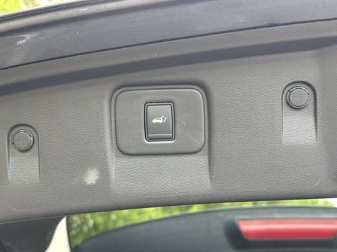 Used 2015 Nissan Murano Platinum w/ Platinum Technology Package FWD image 21