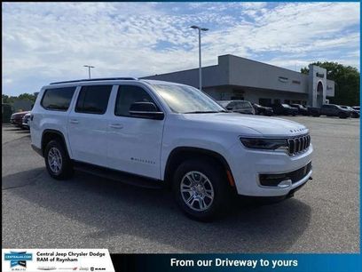 Used 2024 Jeep Wagoneer L 4WD w/ HD Trailer Tow Package