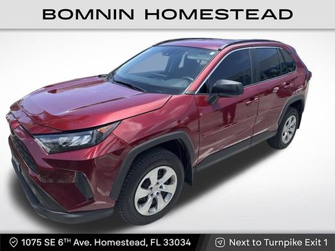 Used 2021 Toyota RAV4 LE AWD/4WD image 1