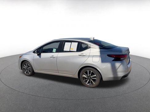 Used 2025 Nissan Versa SV FWD image 9