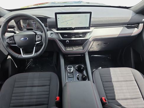 Used 2025 Ford Explorer ST-Line w/ Premium Package AWD/4WD image 9