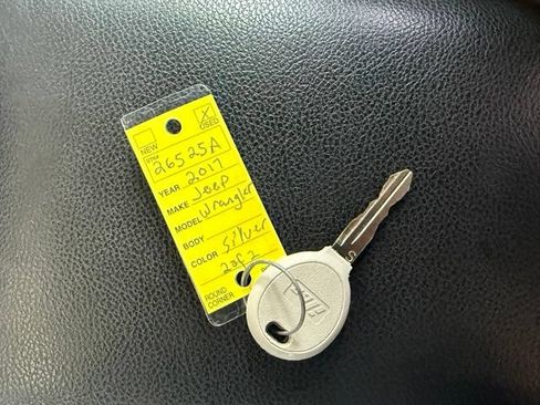 Used 2017 Jeep Wrangler Sport AWD/4WD image 27