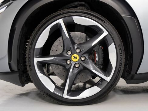 Used 2023 Ferrari Purosangue AWD/4WD image 9