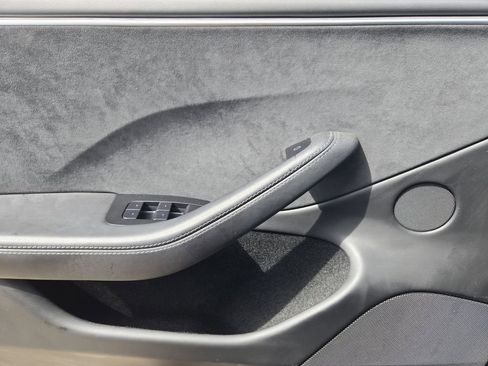 Used 2025 Tesla Model 3 Long Range AWD/4WD image 22