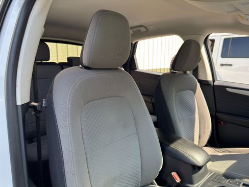 Used 2021 Ford Escape SE AWD/4WD image 32
