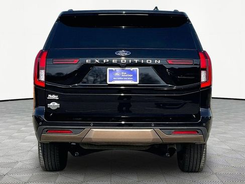 Used 2025 Ford Expedition King Ranch image 4