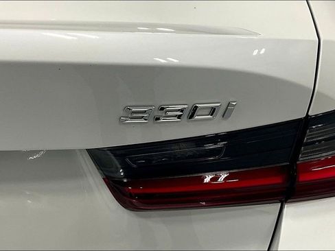 New 2025 BMW 330i Sedan w/ Convenience Package image 41