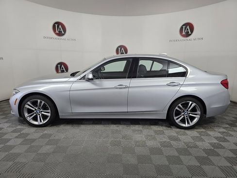 Used 2017 BMW 330i xDrive Sedan image 6