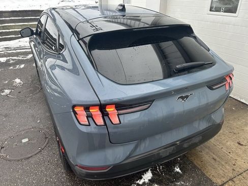 Used 2024 Ford Mustang Mach-E Select w/ Comfort Package Lite image 4