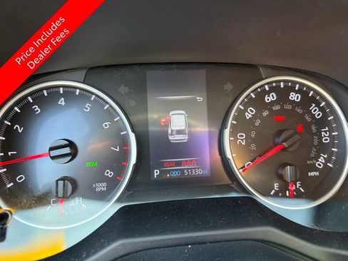 Used 2022 Toyota RAV4 XLE FWD image 13