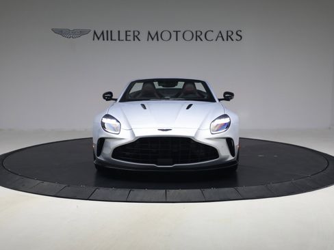New 2026 Aston Martin V8 Vantage Roadster RWD image 12