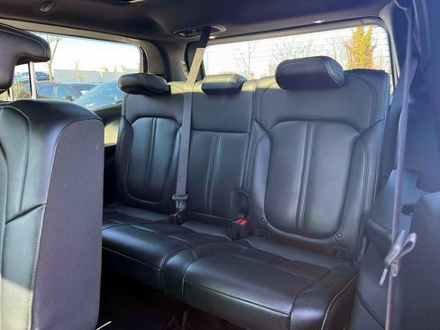 Used 2022 Jeep Wagoneer Series I w/ Convenience Group I AWD/4WD image 19