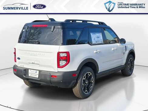 New 2025 Ford Bronco Sport Outer Banks image 3