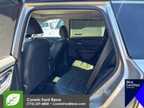 Used 2024 Nissan Rogue SL w/ SL Premium Package AWD/4WD image 12