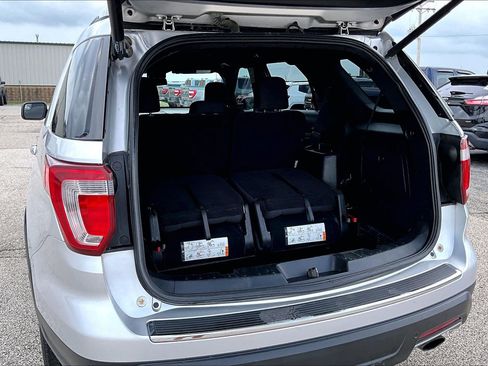 Used 2018 Ford Explorer XLT w/ Equipment Group 201A AWD/4WD image 19