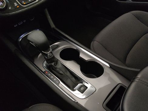 Used 2023 Chevrolet Malibu LT image 26