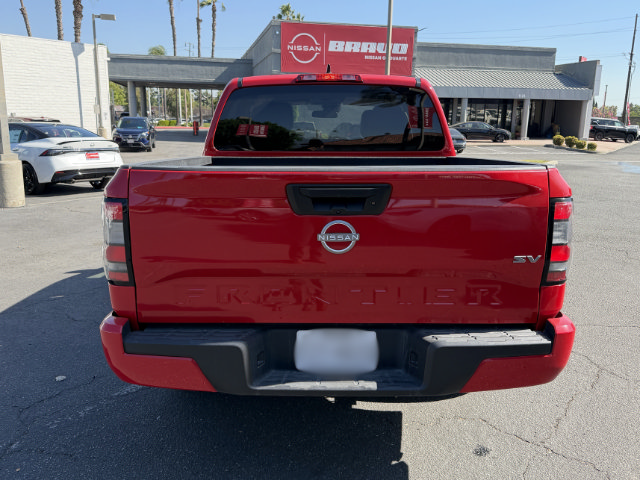 Used 2024 Nissan Frontier SV RWD image 4