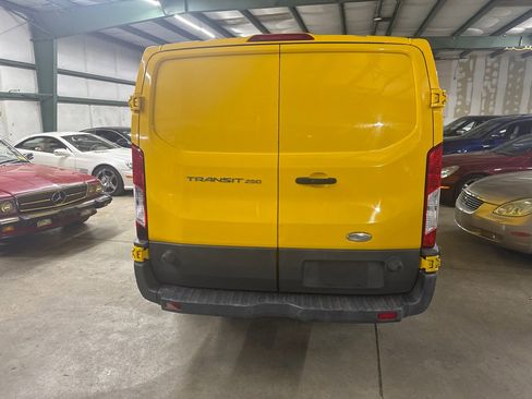 Used 2015 Ford Transit 250 148 Low Roof image 9