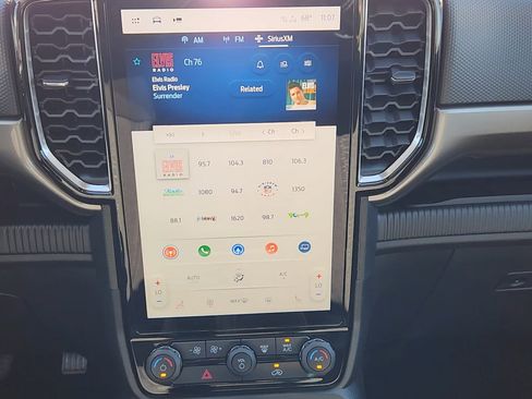 New 2025 Ford Ranger XLT w/ Equipment Group 301A High image 19