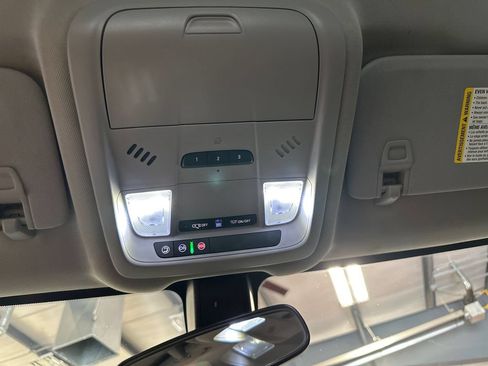 Used 2019 Chevrolet Equinox LT AWD/4WD image 84