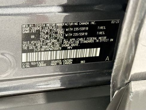 Used 2023 Toyota RAV4 Limited image 28