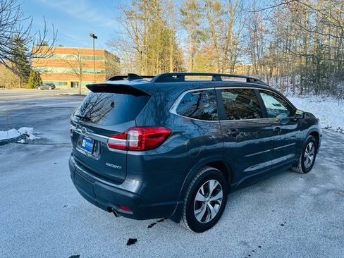 Used 2022 Subaru Ascent Premium w/ Convenience Package image 5