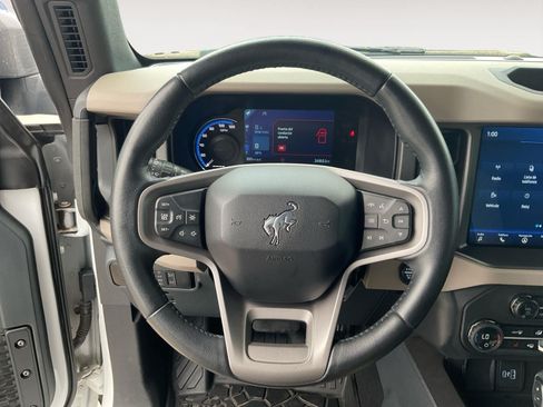 Used 2024 Ford Bronco Wildtrak AWD/4WD image 12