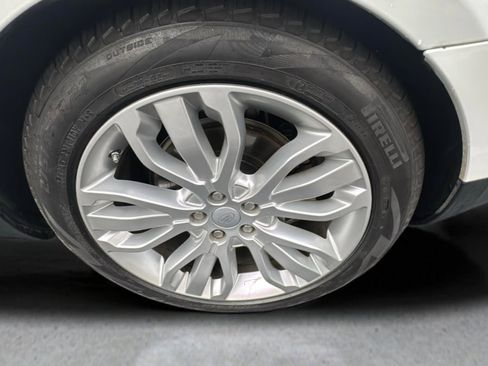 Used 2018 Land Rover Range Rover Sport SE image 20