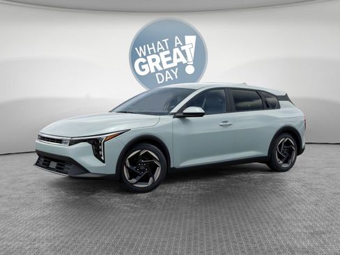 New 2026 Kia K4 EX FWD image 3