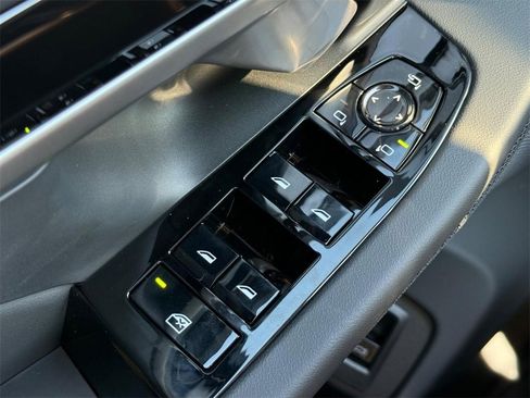 New 2026 BMW 530i xDrive w/ M Sport Package image 17