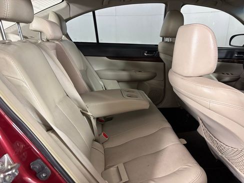 Used 2013 Subaru Legacy 2.5i Limited image 17