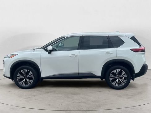 Used 2021 Nissan Rogue SV AWD/4WD image 2