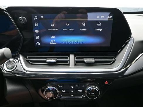 Used 2026 Chevrolet Trax ACTIV w/ Driver Confidence Package FWD image 40